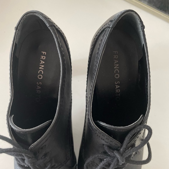 Franco Sarto Black Oxford Heels - Picture 9 of 13